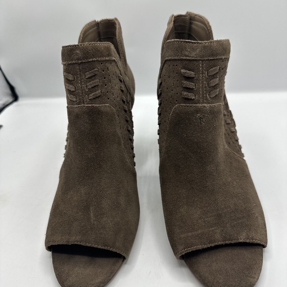 Vince Camuto Women's 9 1/2 Suede Ebelin Open Toe Boots Taupe Bootie - Picture 2 of 16